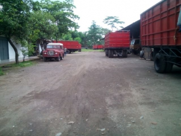 Dijual Gudang sangat luas di JL. Otto Iskandardinata Ajung Jember
